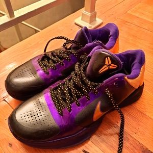 Nike Kobe V5 Zoom "Lakers" Away 2009